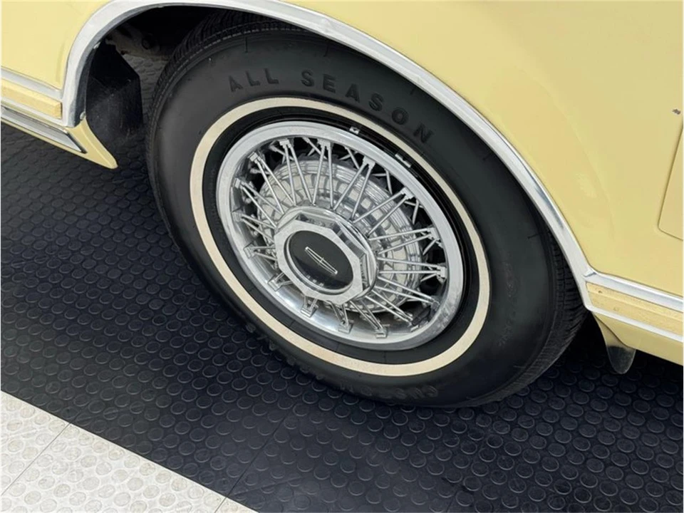 1978 Lincoln Continental 5th Gen - Image 11 of 31