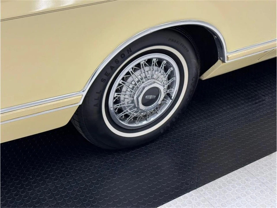 1978 Lincoln Continental 5th Gen - Image 23 of 31
