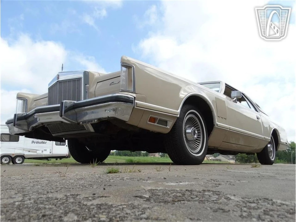 1978 Lincoln Continental 5th Gen - Image 7 of 31