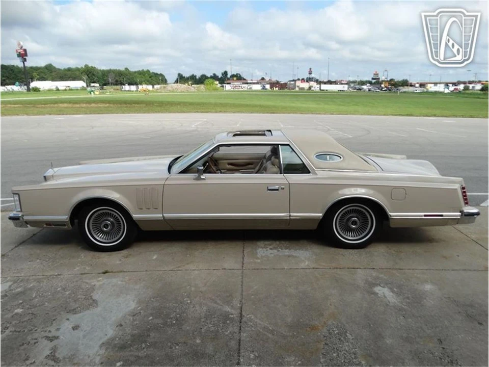 1978 Lincoln Continental 5th Gen - Image 8 of 31