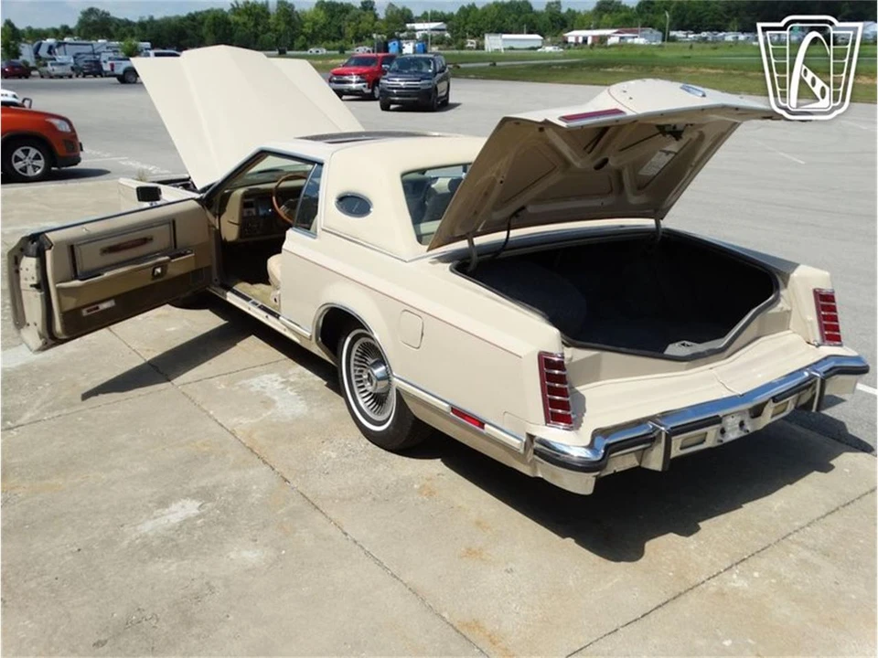 1978 Lincoln Continental 5th Gen - Image 30 of 31