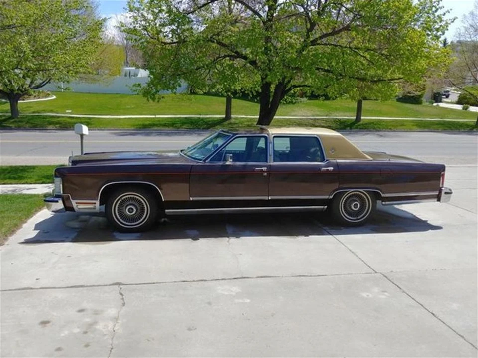 1978 Lincoln Continental 5th Gen - Image 16 of 18