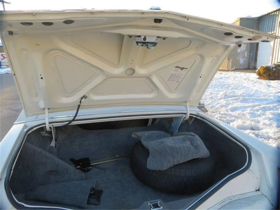 1978 Lincoln Continental 5th Gen - Image 10 of 18