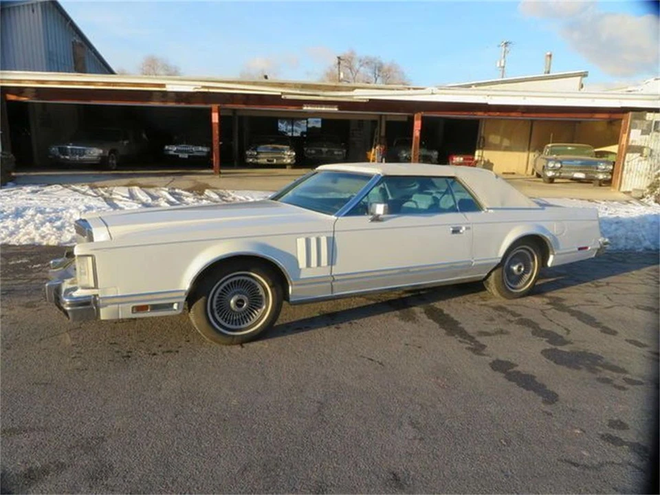 1978 Lincoln Continental 5th Gen - Image 12 of 18