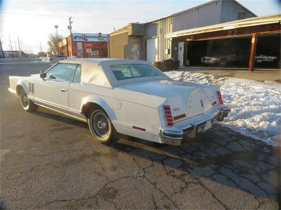 1978 Lincoln Continental 5th Gen - Image 13 of 18