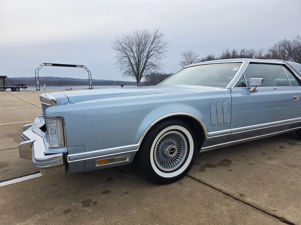 1978 Lincoln Continental 5th Gen - Image 9 of 31