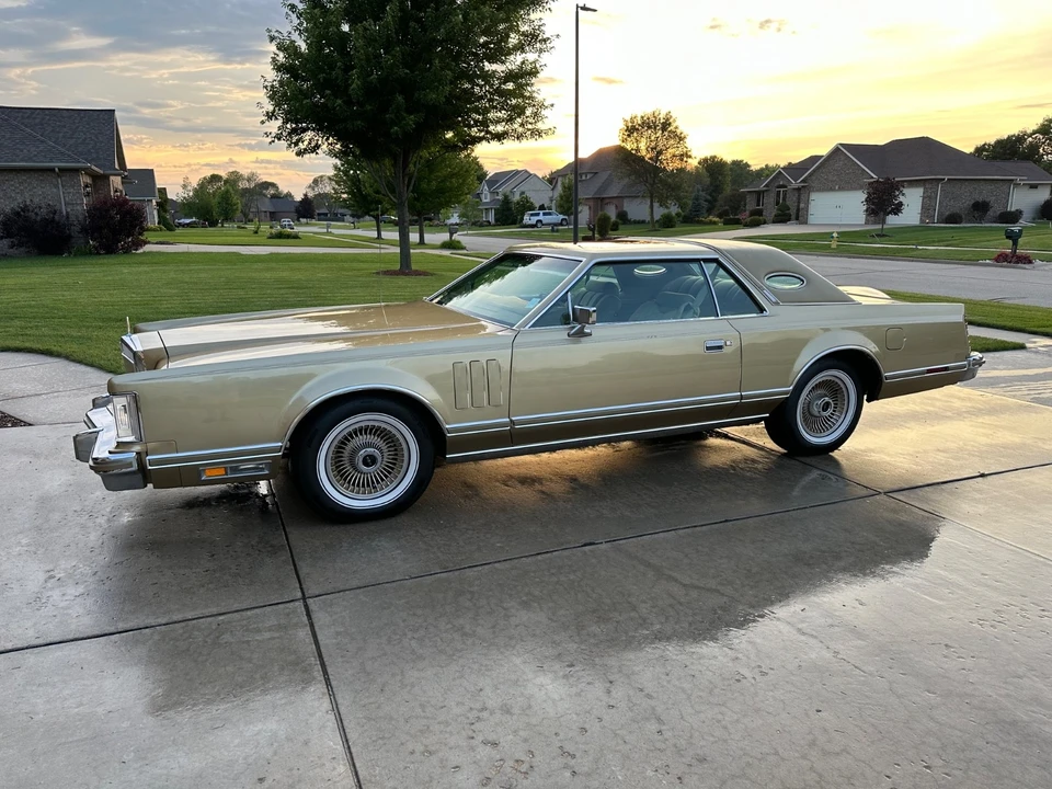 1978 Lincoln Continental Mark V - Image 3 of 21