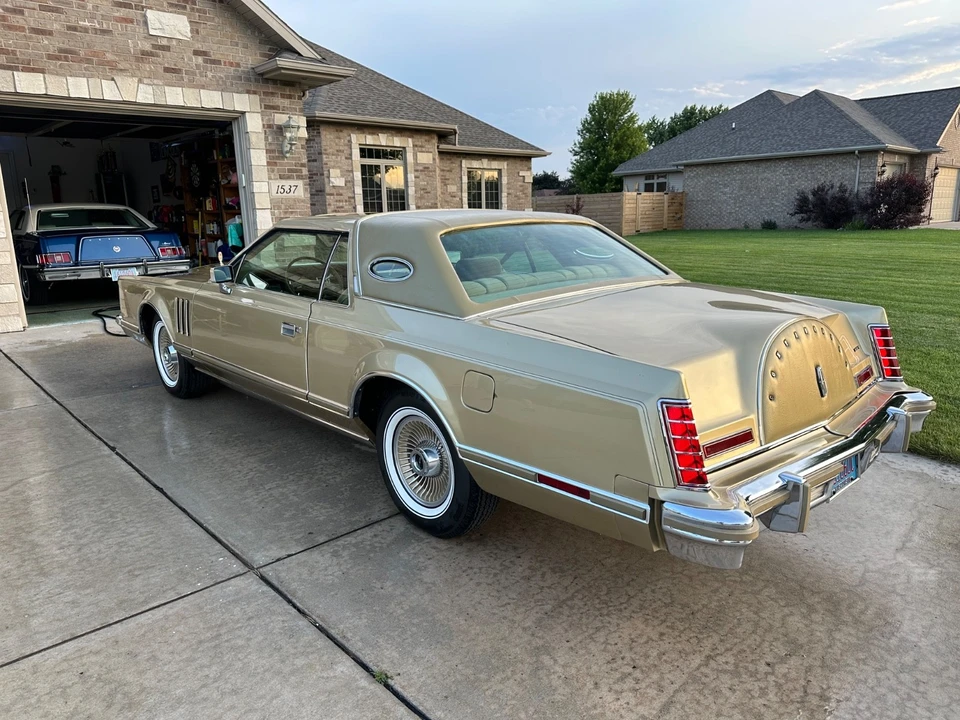 1978 Lincoln Continental Mark V - Image 4 of 21