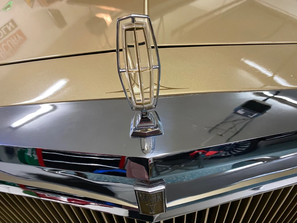 1978 Lincoln Continental Mark V - Image 19 of 21