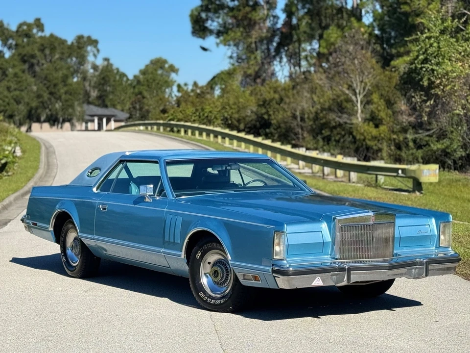 1978 Lincoln Continental Mark V - Image 2 of 21
