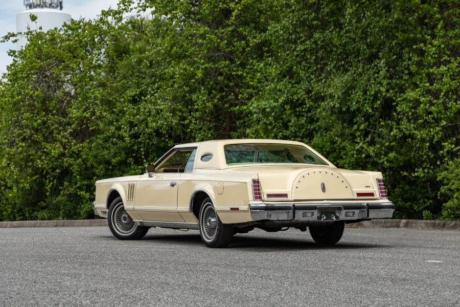 1978 Lincoln Continental Mark V - Image 11 of 26