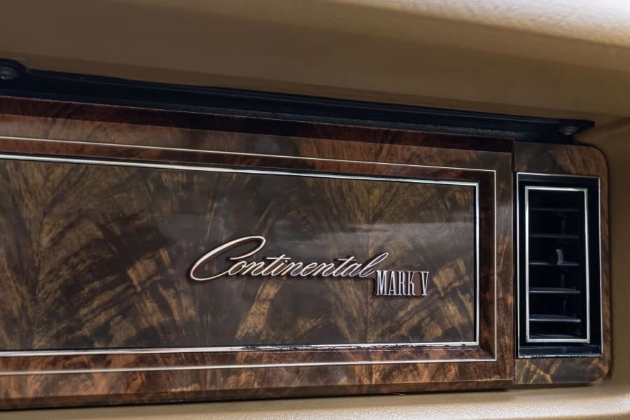 1978 Lincoln Continental Mark V - Image 14 of 26