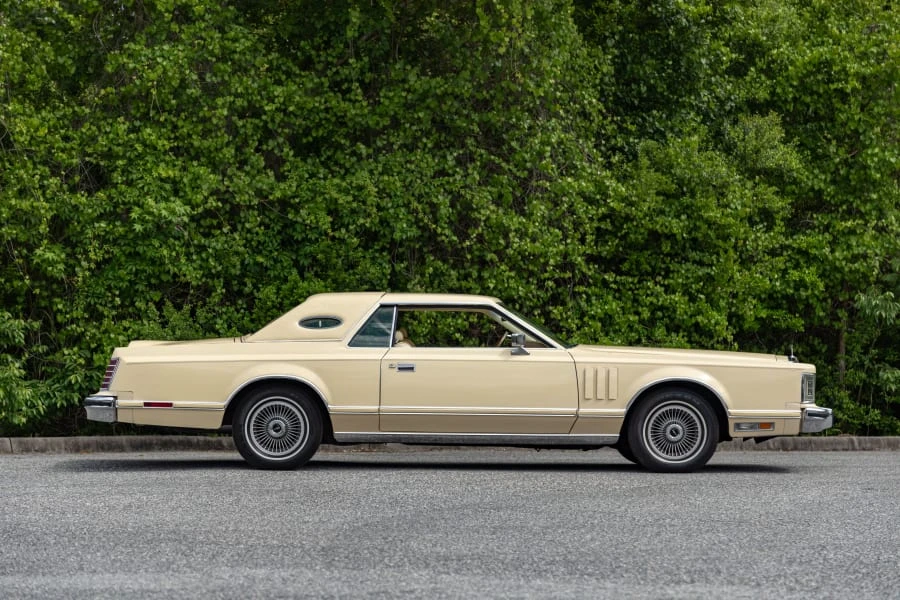 1978 Lincoln Continental 5th Gen - Image 2 of 26