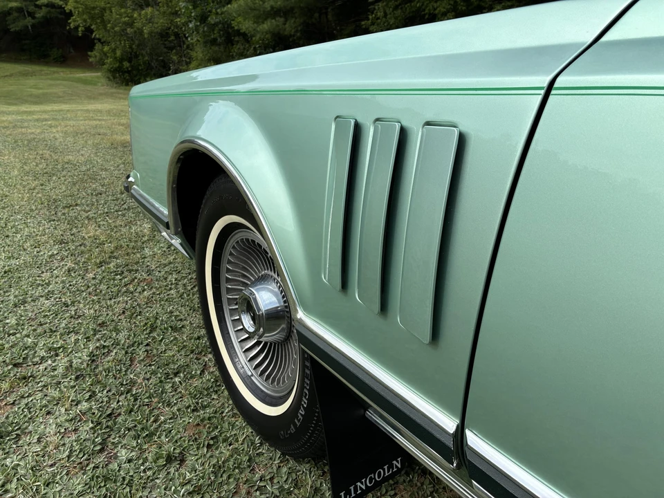 1978 Lincoln Continental Mark V - Image 25 of 31
