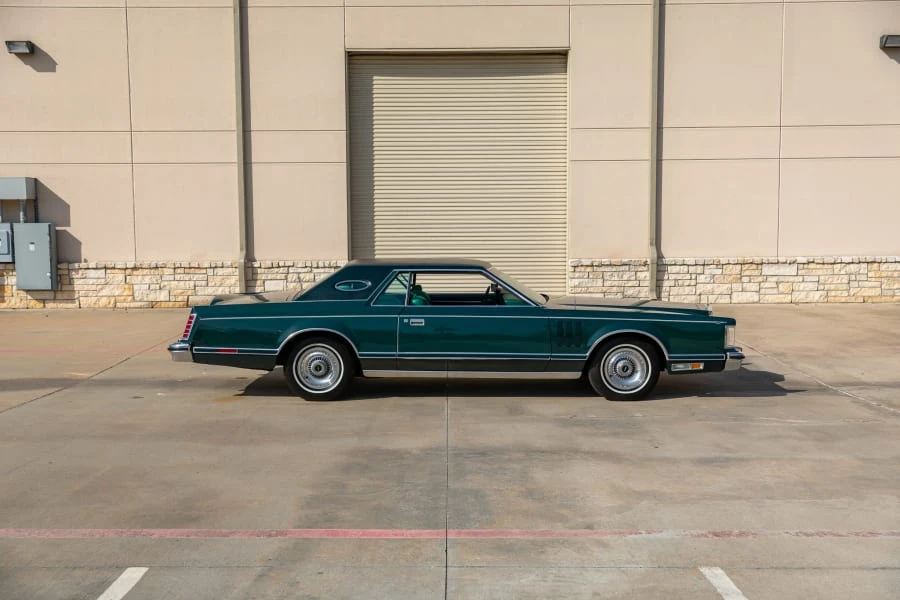 1978 Lincoln Continental Mark V - Image 2 of 30