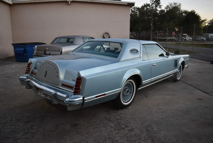 1978 Lincoln Continental Mark V - Image 2 of 11
