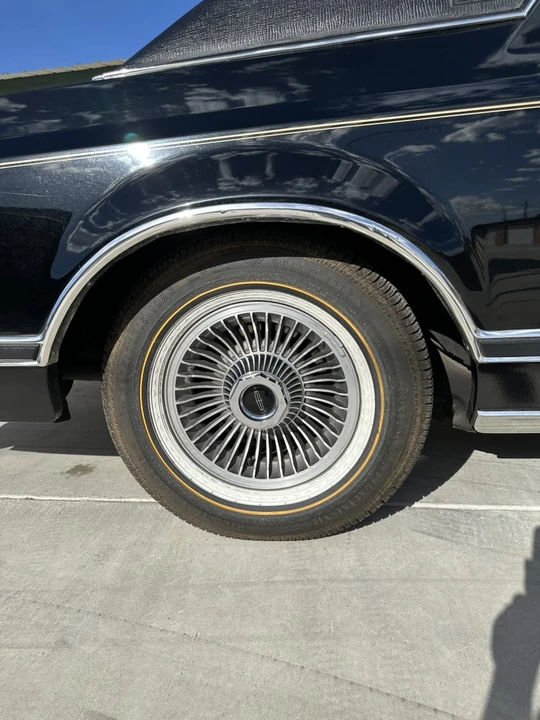 1978 Lincoln Continental Mark V - Image 8 of 15