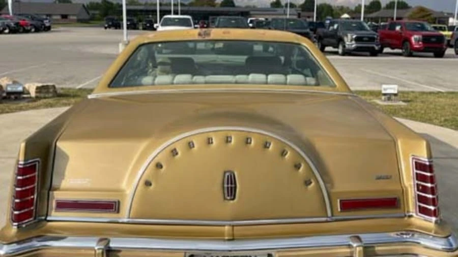 1978 Lincoln Continental Mark V - Image 4 of 21
