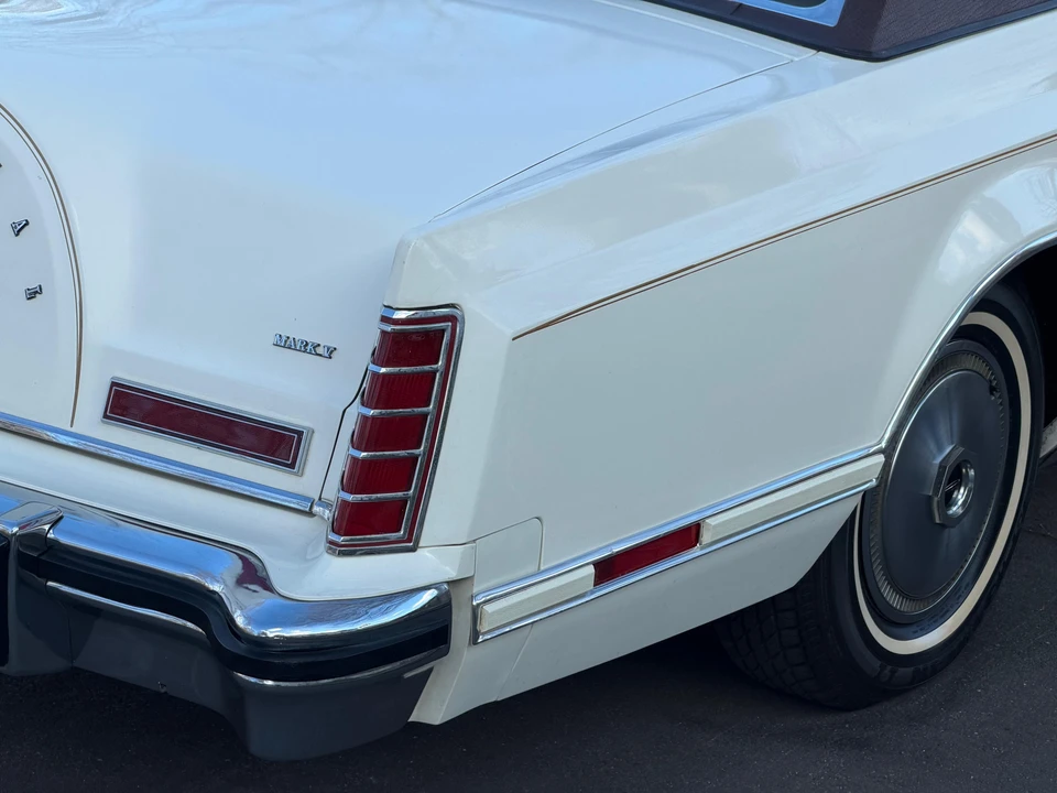 1978 Lincoln Continental Mark V - Image 25 of 31