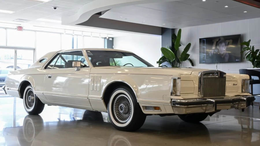 1978 Lincoln Continental Mark V - Image 6 of 31