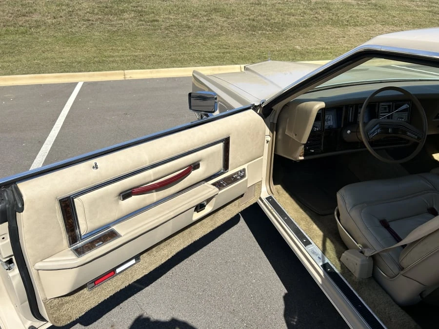 1978 Lincoln Continental Mark V - Image 9 of 15