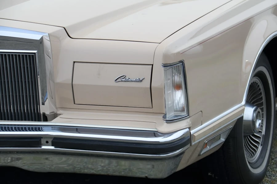 1978 Lincoln Continental Mark V - Image 9 of 23