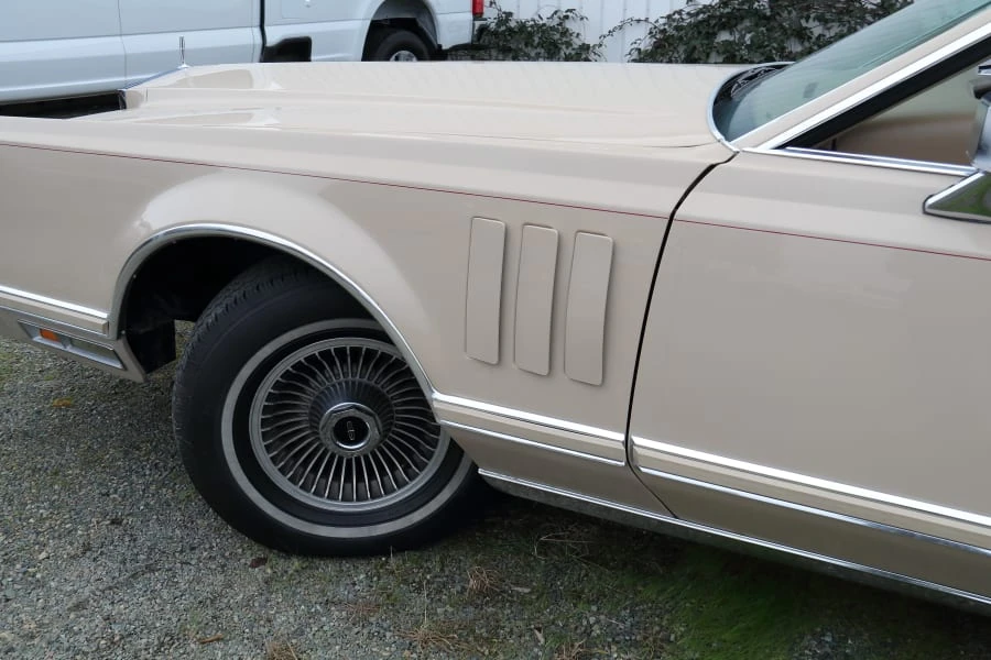 1978 Lincoln Continental Mark V - Image 13 of 23