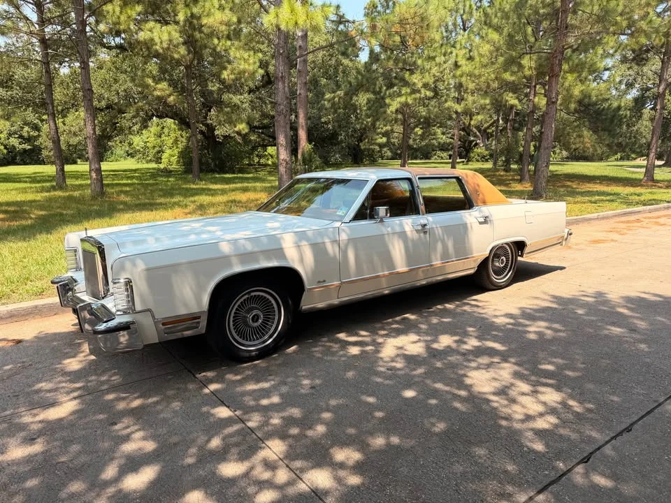 1978 Lincoln Continental Mark V - Image 2 of 8