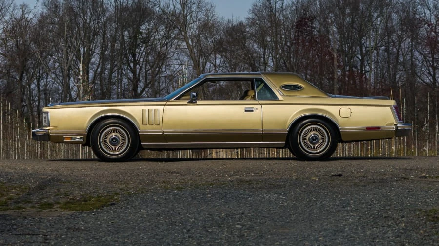 1978 Lincoln Continental Mark V - Image 2 of 12