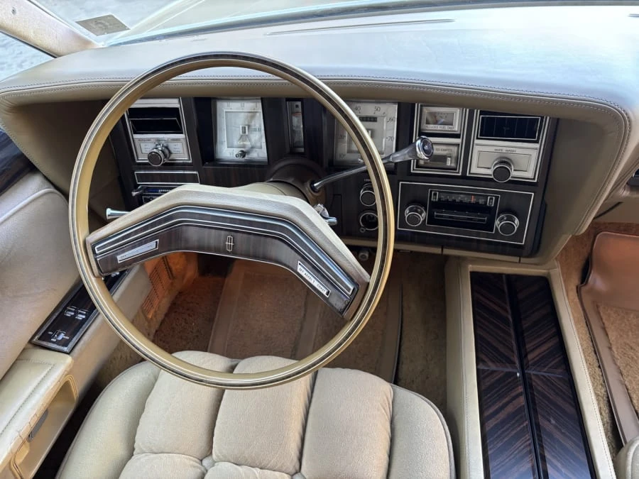 1978 Lincoln Continental Mark V - Image 30 of 31