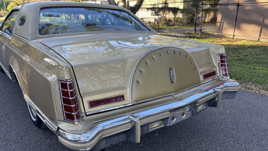 1978 Lincoln Continental Mark V - Image 5 of 31