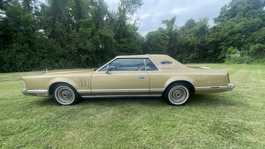 1978 Lincoln Continental Mark V - Image 2 of 17