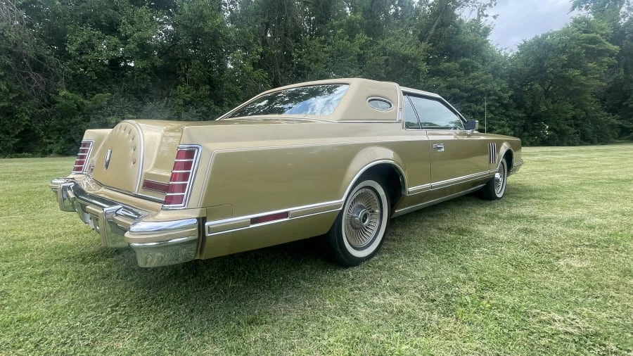 1978 Lincoln Continental Mark V - Image 15 of 17