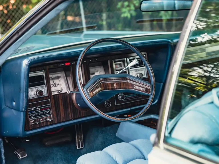 1978 Lincoln Continental Mark V - Image 13 of 31
