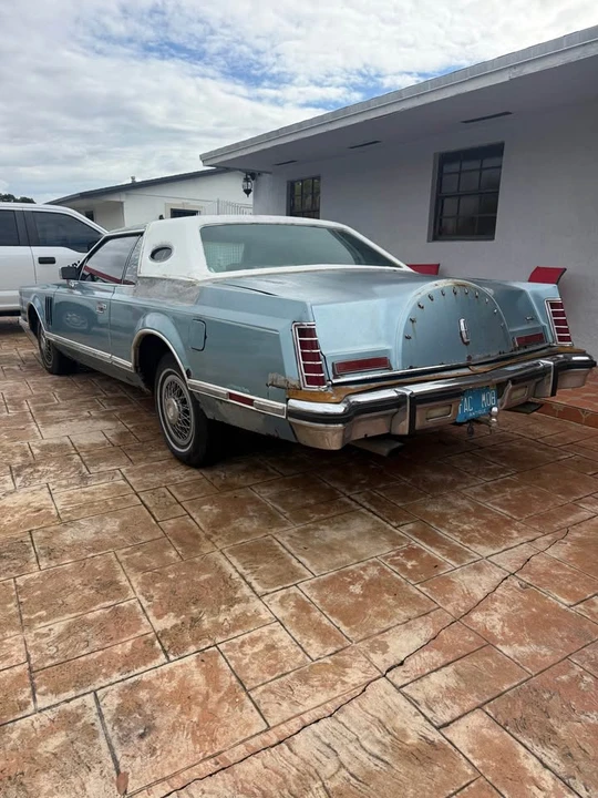 1978 Lincoln Continental Mark V - Image 3 of 15
