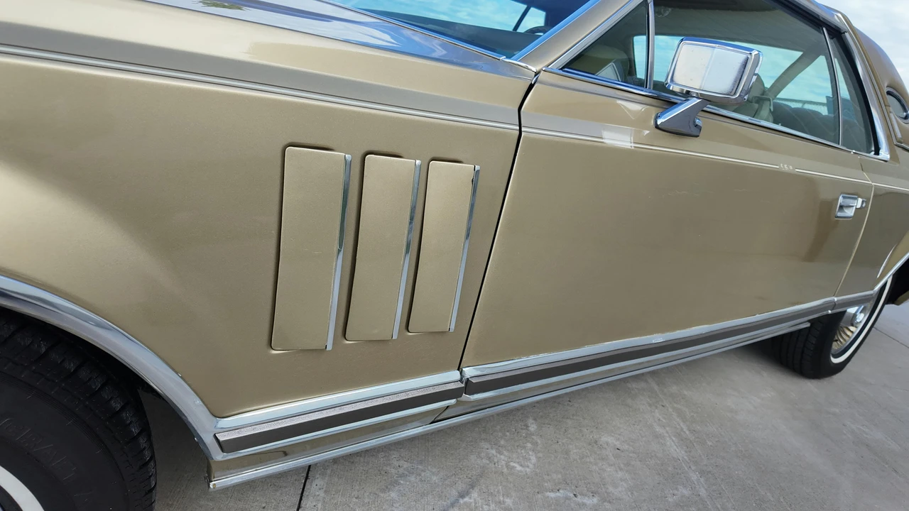 1978 Lincoln Continental 5th Gen - Image 11 of 31