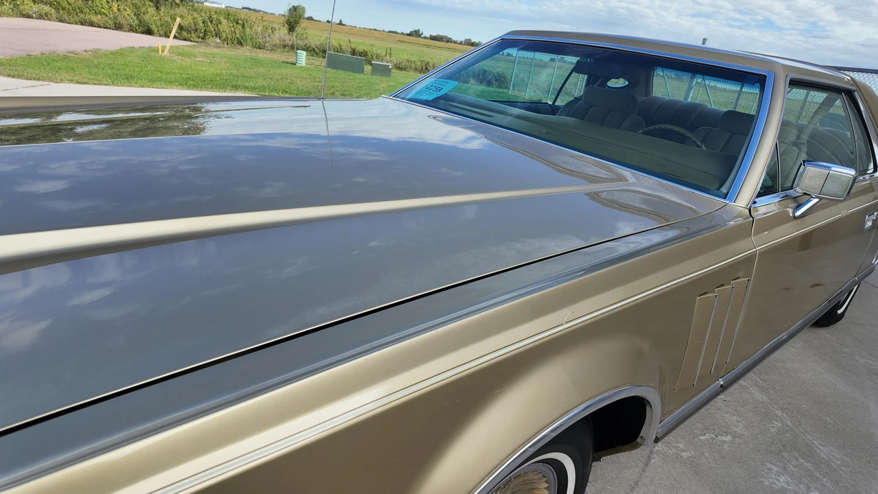 1978 Lincoln Continental 5th Gen - Image 28 of 31