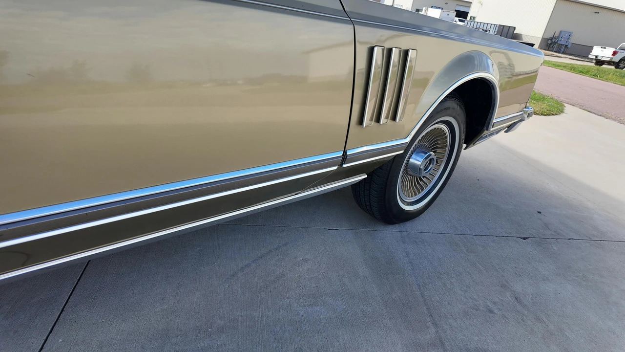 1978 Lincoln Continental 5th Gen - Image 22 of 31