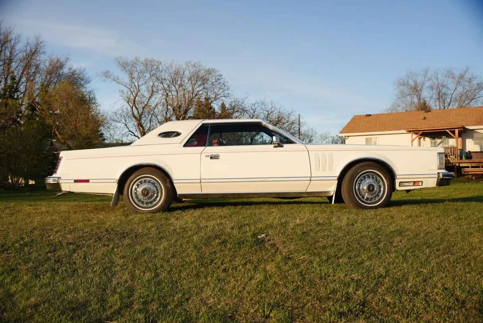 1978 Lincoln Continental 5th Gen - Image 2 of 10