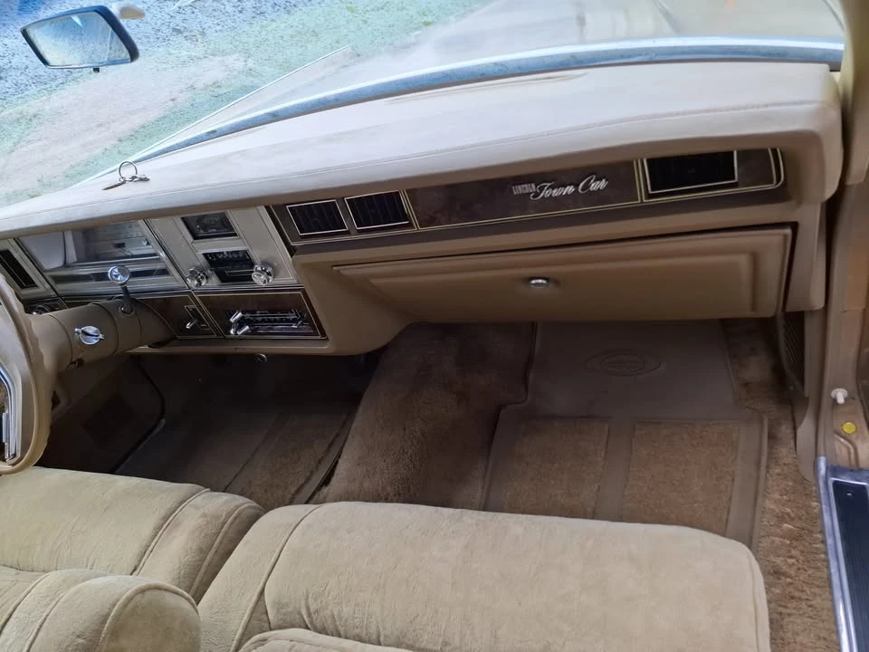1978 Lincoln Continental 5th Gen - Image 12 of 20