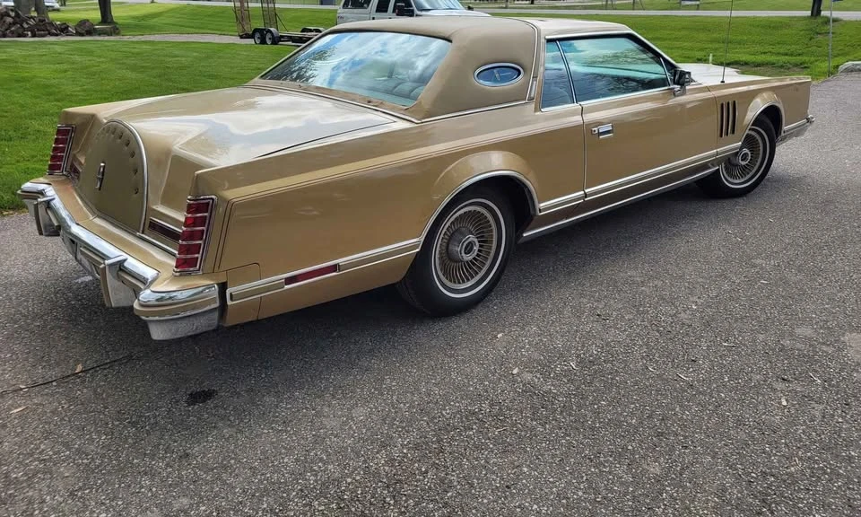 1978 Lincoln Continental 5th Gen - Image 2 of 11