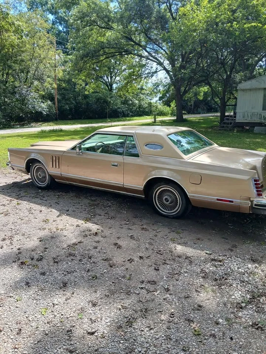 1978 Lincoln Continental 5th Gen - Image 2 of 7