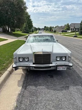 1978 Lincoln Continental Sedan 4D