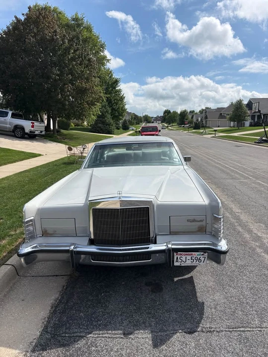 1978 Lincoln Continental 5th Gen - Image 13 of 15