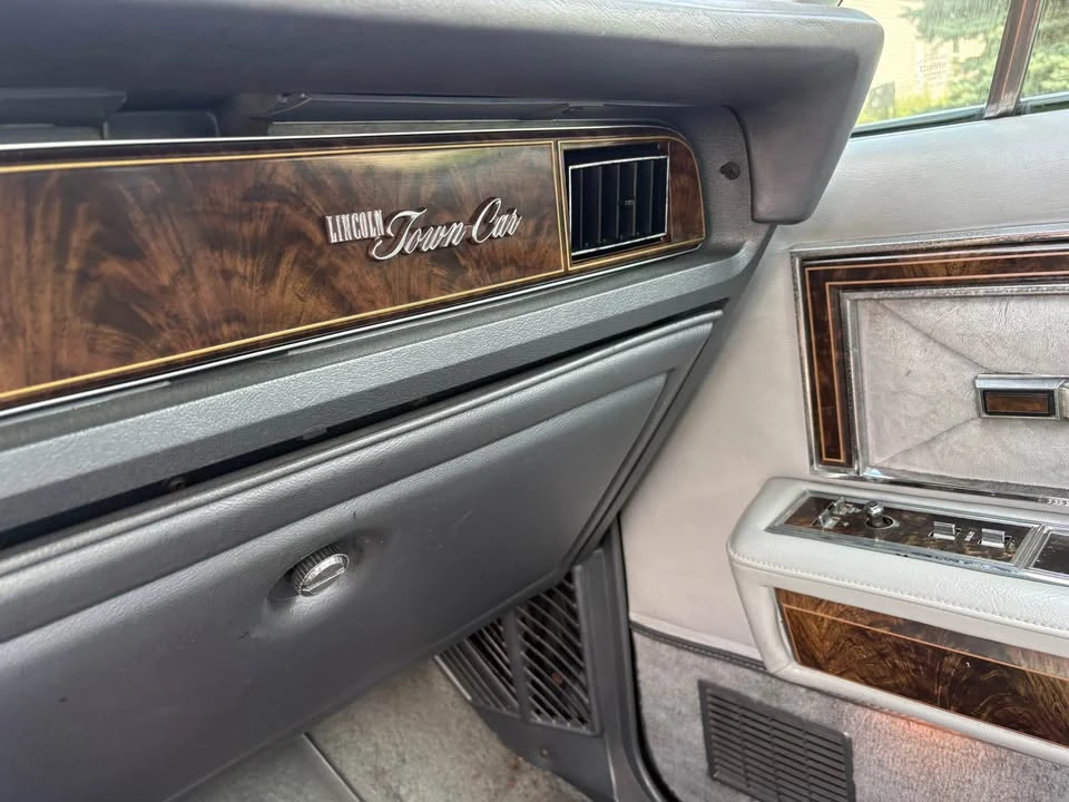 1978 Lincoln Continental 5th Gen - Image 7 of 15