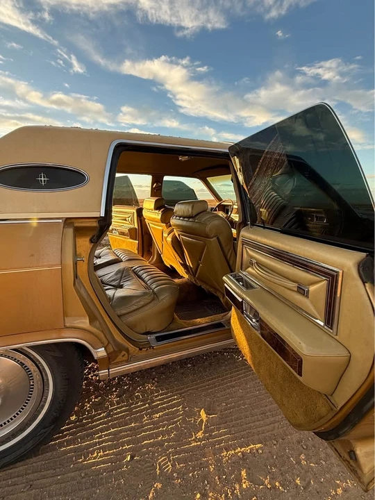 1978 Lincoln Continental 5th Gen - Image 4 of 12