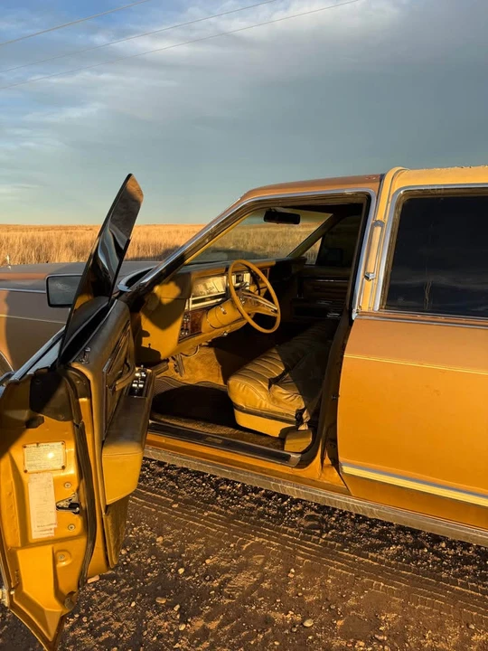 1978 Lincoln Continental 5th Gen - Image 2 of 12