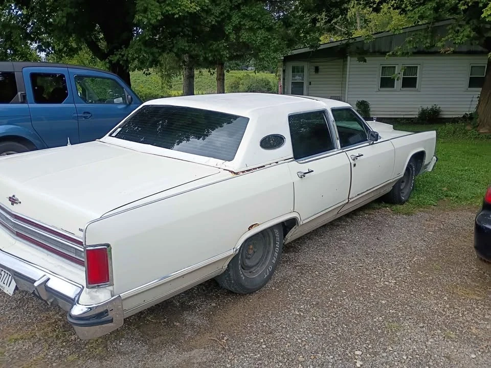 1978 Lincoln Continental 5th Gen - Image 5 of 9