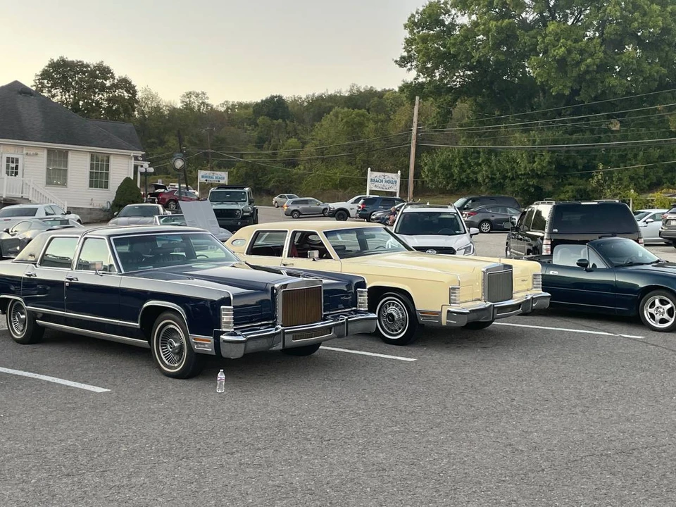 1978 Lincoln Continental 5th Gen - Image 8 of 8