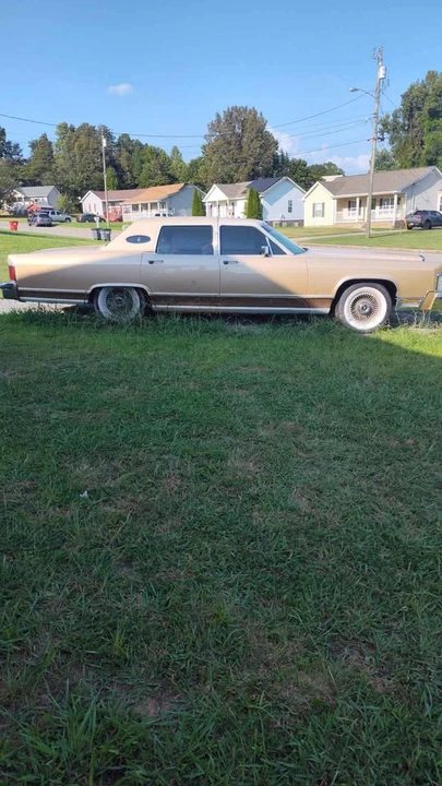 1978 Lincoln Continental 5th Gen - Image 5 of 8
